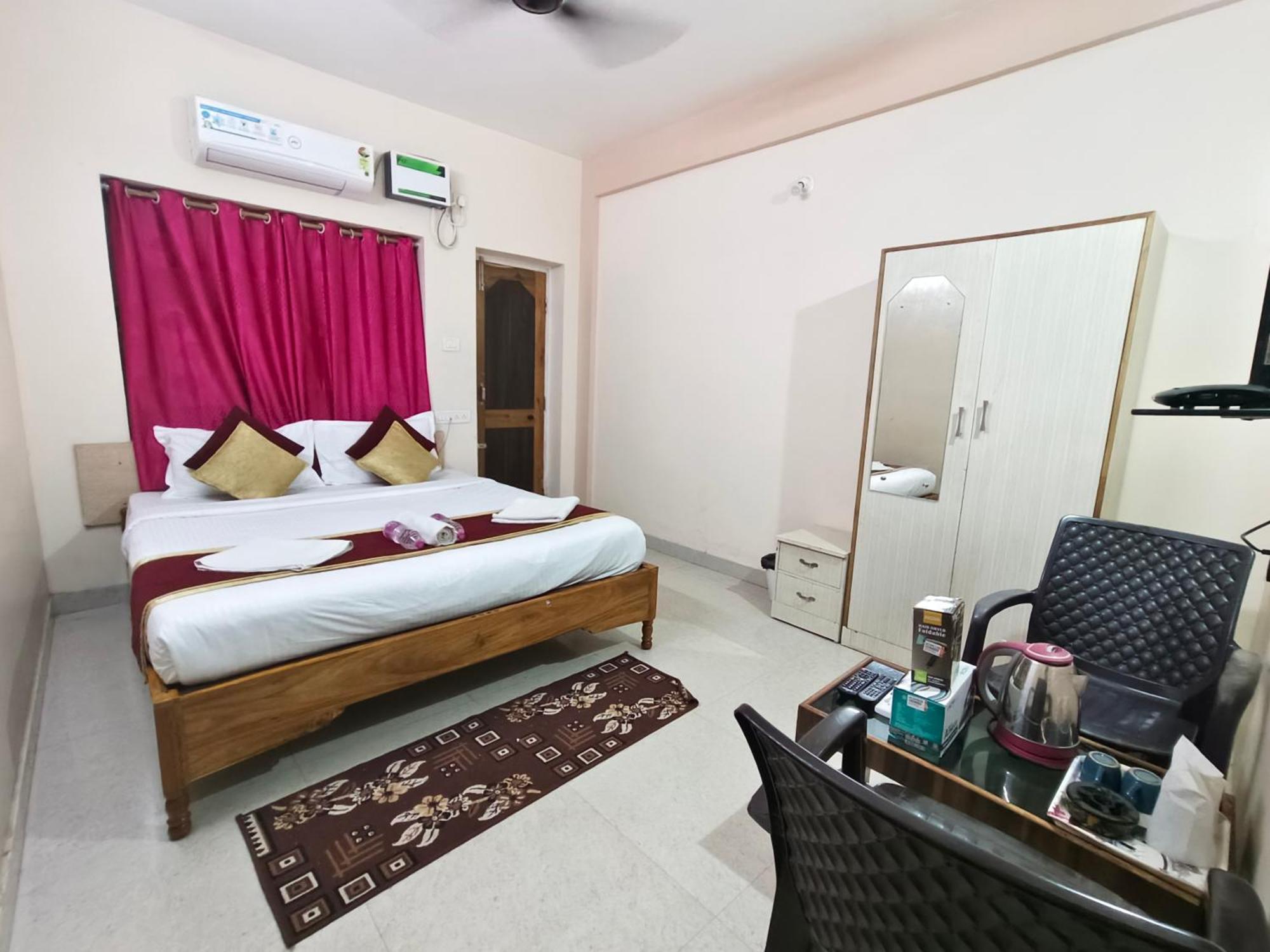 Hotel Bay Beach Inn Puri Esterno foto