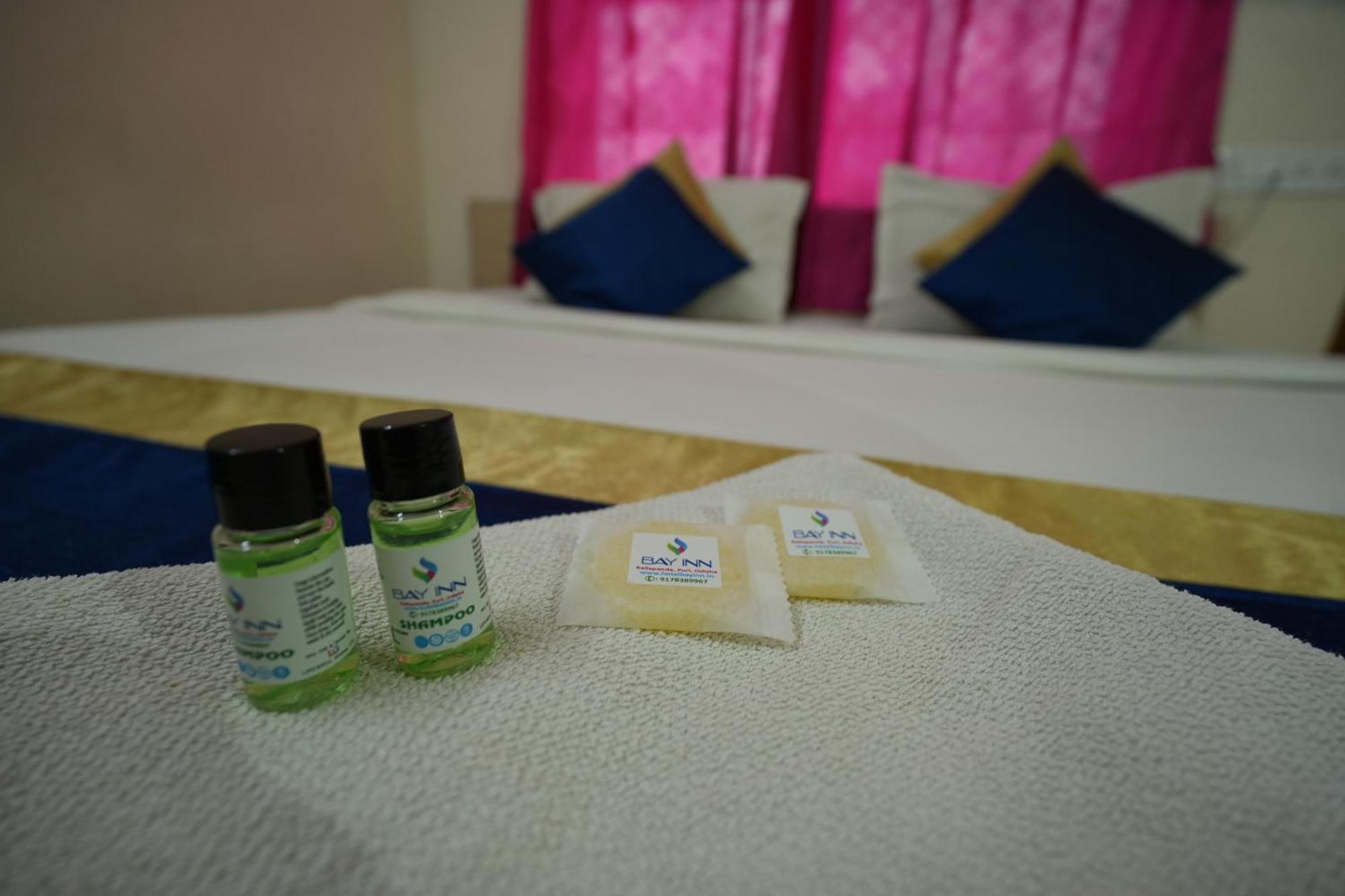 Hotel Bay Beach Inn Puri Esterno foto